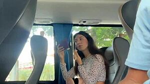 Девчонки с большой грудью, мокрая пизда кричит за кремпай после ныряния в киску и стонов