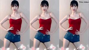 Watch this sexy Chinese girl dance up and down!