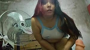 Pero que pajero inmundo que sos bue vení la tia te ayuda con ese micropene