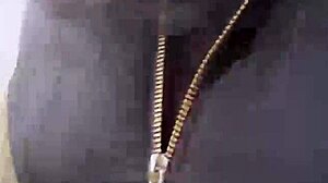 الاستمناء في السيارة يتحول مغامرة عربية شعراء في الهواء الطلق!