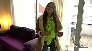 Подобрал молодую 18+ украинку Элл Роуз для эпичного минета