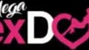 남편이 섹스돌을 세게 박아대는 야생 세션 😈