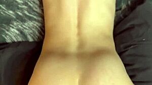 Dev yarraklı Porto Rikolu erkek Bosnalı genç kızı beceriyor 18+