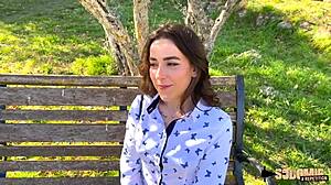 Manon Jolie Coquine leva todos os buracos preenchidos em ação de grupo selvagem