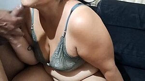 אחים חורגים נהנים מסקס קשוח ביתי טעים בפעולה אמיתית חובבנית