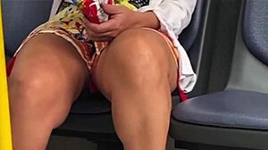 Figliastra 18 Anni Mostra Tutto sul Bus Pubblico