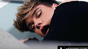 Femboy Culon sert canavar yarakı alıyor