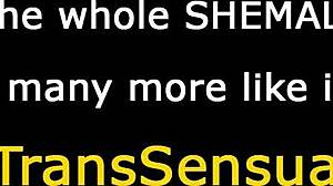 Shemale Güzeli Rimjob ve Saksoyla Yoğun Zevk Alıp El İle Boşalıyor