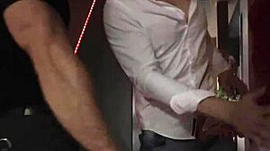 Har I en Kinky Cuckold Fetish i Gang i Dette Dungeon?