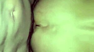 עשיתי חדירה כפולה עם חברי הכדורעף וחשתי רגשות עזים