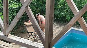 Sementara Istri Gue Berenang Matahari, Gue Selingkuh Sama Ipar Gue