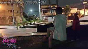 Prijatelji su me odveli da vidim lokalni trg za malo zabave i avanture