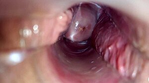 헤이, 그녀 안에서 오르가즘 가까이서 보고 싶어?