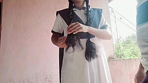 Tutor India kongkek pelajar keras dalam roleplay ladang!