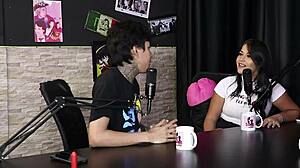 Odeio sexo casual mas amo mostrar meu corpo