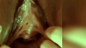 Τεράστια Χασμένη Πούτσα Τεντωμένη Ευρέως από Δάχτυλα και Χέρια