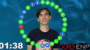 Myss Alessandra在性感恶搞游戏中粗暴深喉