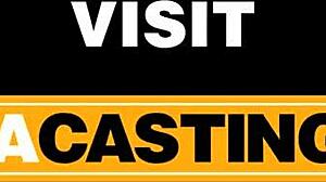 Latina gordita atrapada por productor falso en casting duro