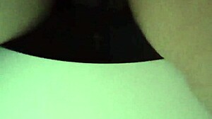 Gretala，你又在厕所剃毛了吗？