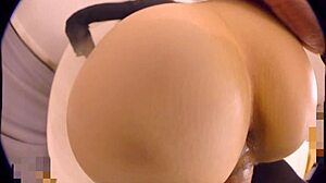 계모녀가 꽉 조이는 엉덩이 타기 제안해