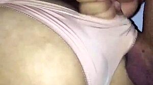 Jeg kommer i trusene med sexy latina jente 18+!