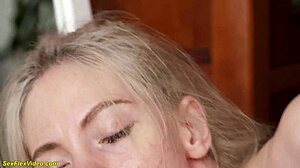 Het creampie avslutter vill fleksibel sex med langbeint babe