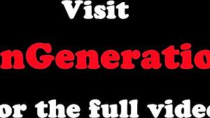 Strømpebestemor Slikker Jentas Fitte i Vill Oral Action!