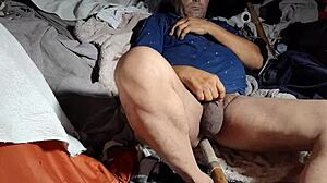 i'm addicted to cocks, craving big ones in gay scenes