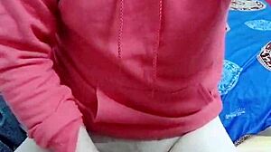 Thu Dam 11: A Shaved and Hairless Beauty in Focus