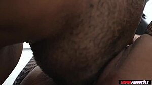 Morena Natural Boldly Dando Bucetinha E Cuzinho