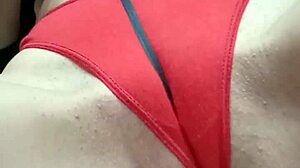 Estaba jugando con una cinta y ups