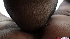 Morena Natural Boldly Dando Bucetinha E Cuzinho