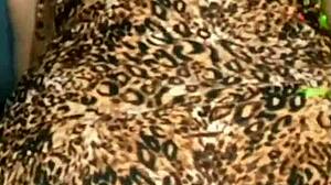 Feeling the Passion in Amateur Sexy Novinha Casada Sessions