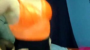 Feeling the Passion in Amateur Sexy Novinha Casada Sessions