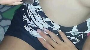 Amateur couple has hot sex with Asian beauty and facial finish