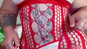 curvy hairy beaver fingering leads to fat pussy orgasm