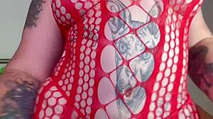 curvy hairy beaver fingering leads to fat pussy orgasm