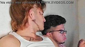 Colombian Chacal Manosea Pasivo Mexicano En Bareback Gemidos