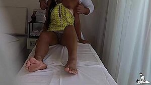 Married woman grabs dick of tantric massage therapist