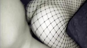 Wife in erotic lingerie gets intense anal assfucking!