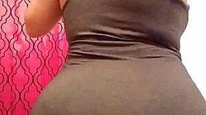 Gordita puta y caliente bailando intensamente para mi