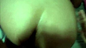 argentinian milf does anal with a jerk