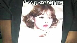 Crazybitch6 twerks sexily with clothes on in close up