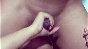 Colombian couple enjoys homemade blowjob and masturbation with monster cock