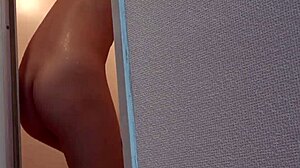 Japanese girl himeno amasaki enjoys private shower