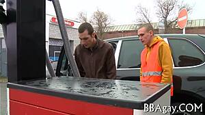 Twink Gets Pounded Hard In Gay Sex!