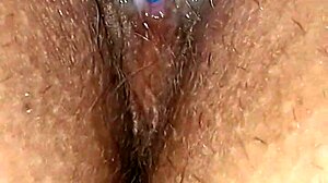 feucht muschi teen 18+ explores solo pleasure