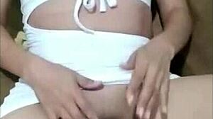 ella hace todo para atraparme