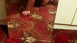 Amateur wife getting doggy style at home