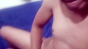 Thai Gay Boy Loves to Cum